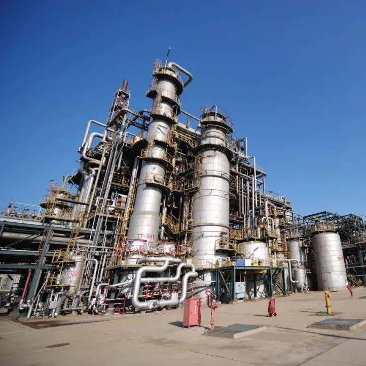 中國石化加快煉化產(chǎn)業(yè)轉型升級