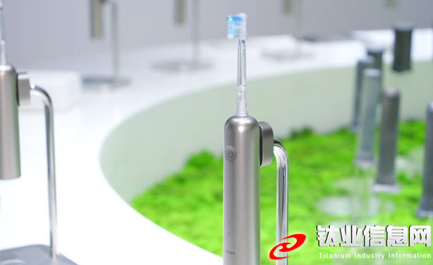 鈦合金電動(dòng)牙刷